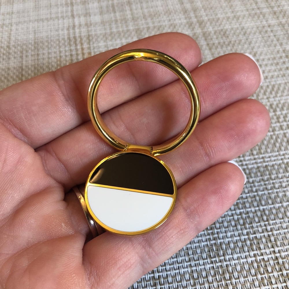 Cell phone Ring Holder - Picture 2 of 9